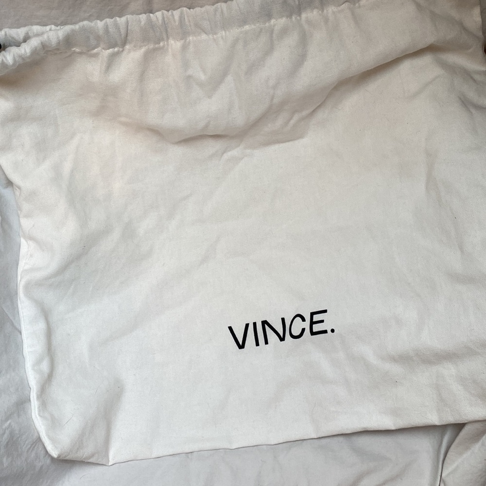VINCE Snakeskin V Print Leather SADDLE Designer Bag! - Picture 6 of 8